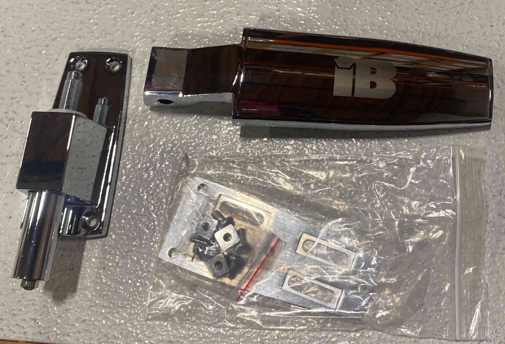 Hinge W59 17/8" Offset IB LH